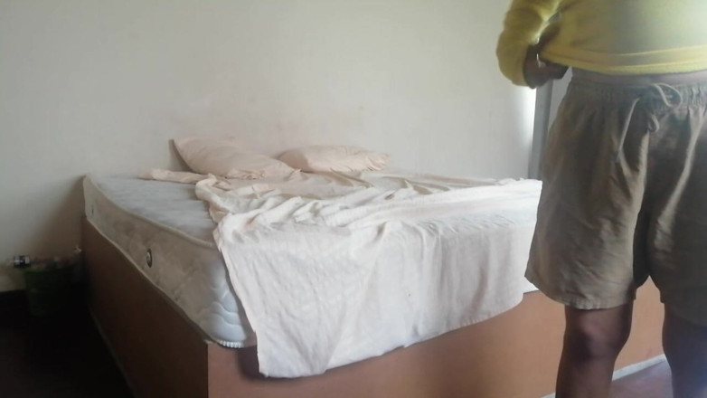 Tina Baby: Partea 3 Desi Woman Vacation pe Insula Motel trucuri seduce room...