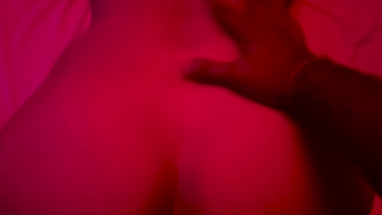 Only4U: Spécial Red Light : Nous l’avons fait aujourd’hui en lumière rouge