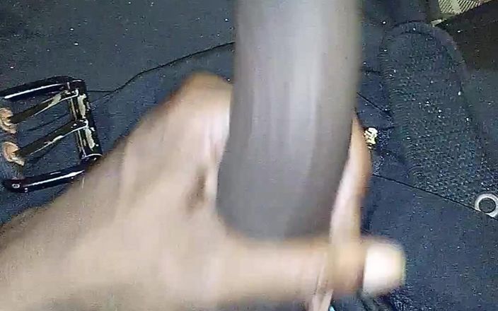 SweetDWillie456: मोटा कट बड़ा काला लंड जैकिंग ऑफ