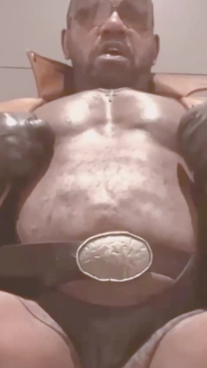 Black mature kinky muscle: Black Denim Smoke Titplay &amp; Wank