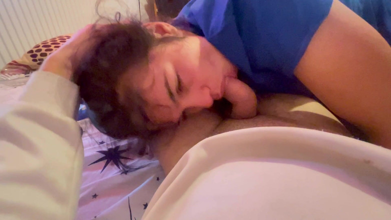 Ionut899: La Hijastra Me Chupa La Polla Con Lujuria