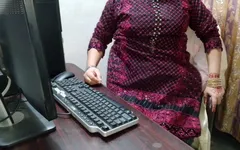 Indisk kontorsboss het sex med desi vacker flicka