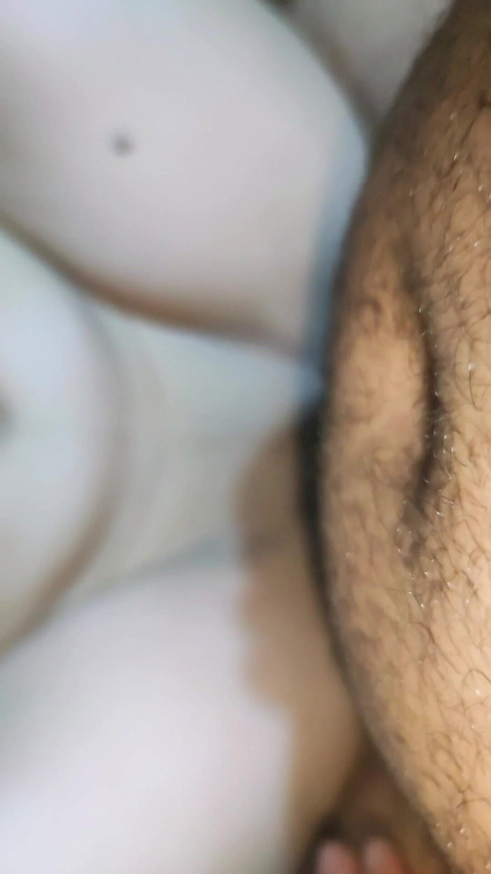 Arab teen: मोराकैन की 19 साल की अरबी लड़की