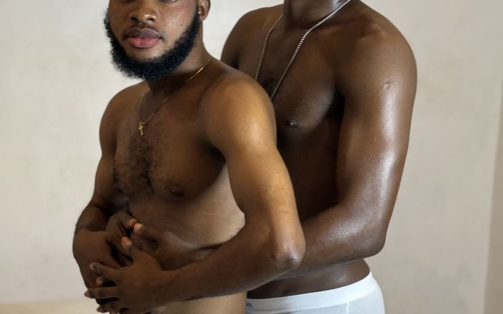 FWBigDick: Hot Twink Love My Big Cock