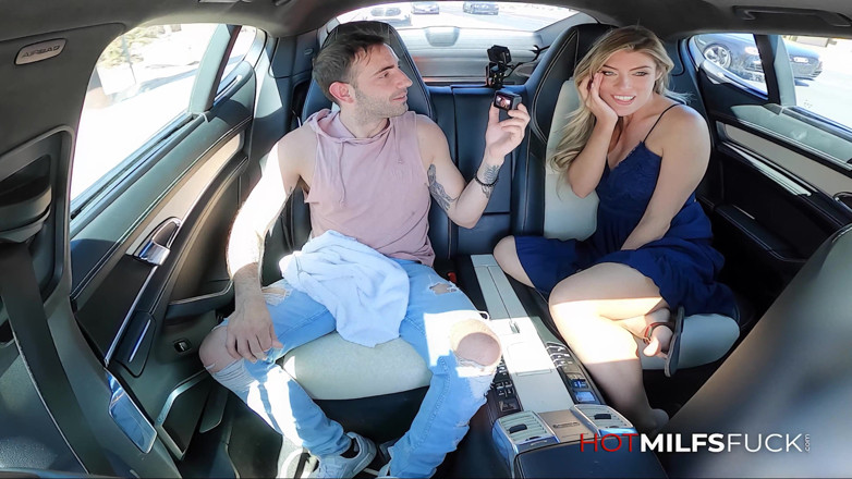 Hot Milfs Fuck: Ellie Lilly