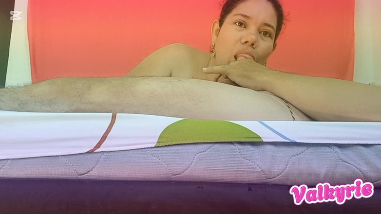 Valkyrie and Luigy Couple: Hezká manželka dělá to, co miluje nejvíce