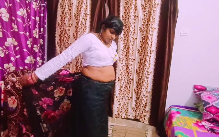 Telugu Honey Lips: Неверный секс, красивая черная сари домохозяйка, к сожалению, трахает отца мужа Телугу грязные разговоры.