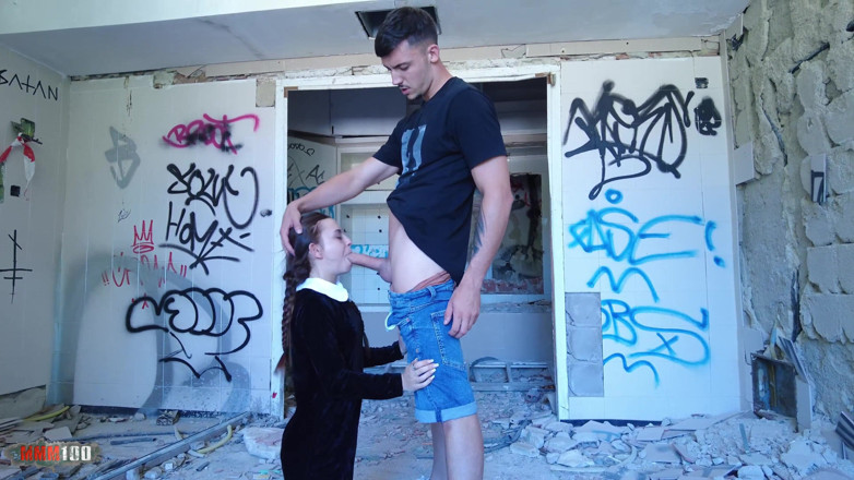 MMM100: Španělská teenagerka Massy Sweet je ošukaná Yeri v opuštěné nemocnici