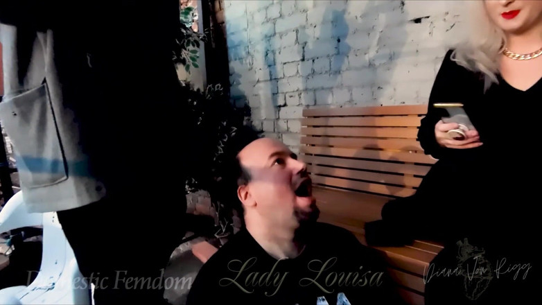 Domestic femdom: The Smoking Break