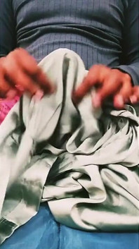 Lucah melancap sutera satin - pancutan mani pada salwar hijau sutera satin bhabhi 82