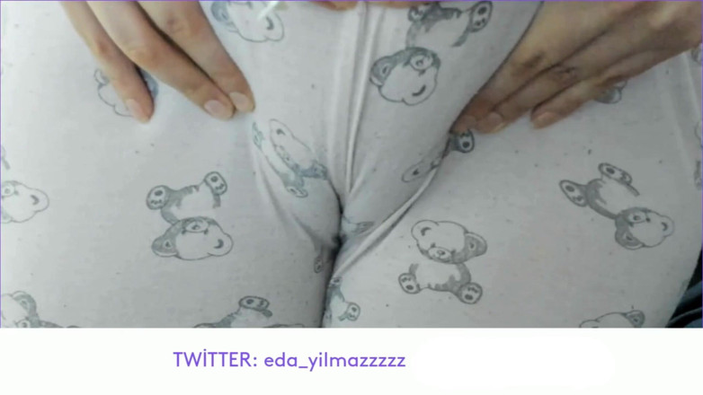 bigass_sexy_bigboobs: Cameltoe, Pijama, Opuchnięta cipka