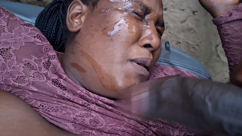 BMCs: Scopando la bella cagna bollente che ama il mio grosso...