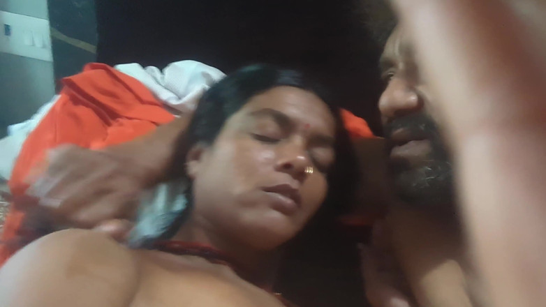 Kirankirati: Stiefmutter fickt desi teen
