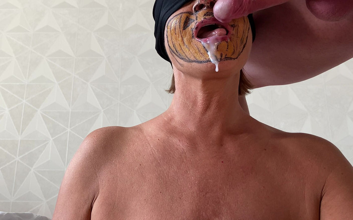 TaniaMilf: 밀프 호박 오랄 질싸 사정