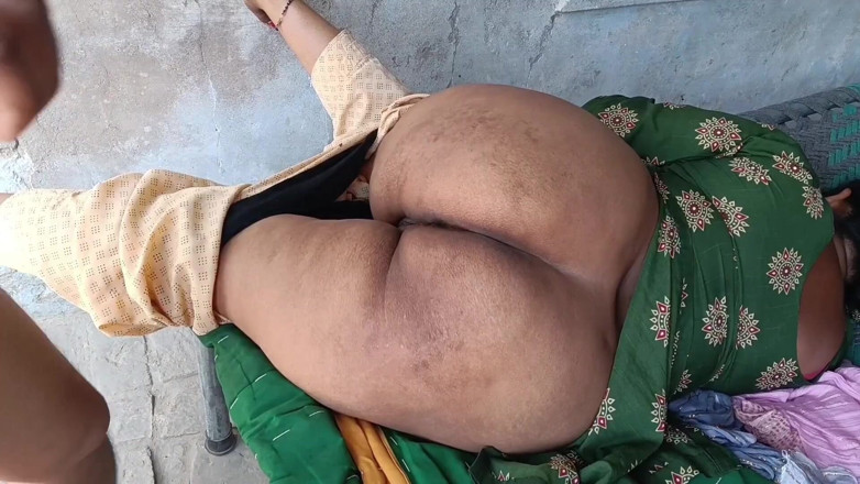 Yourgeeta8899: Beauty Pooja Merintih Kuat Semasa Dikongkek Keras Dalam Gaya Kongkek...