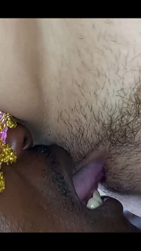 与大黑屌分享他的荡妇妻子 第4部分
