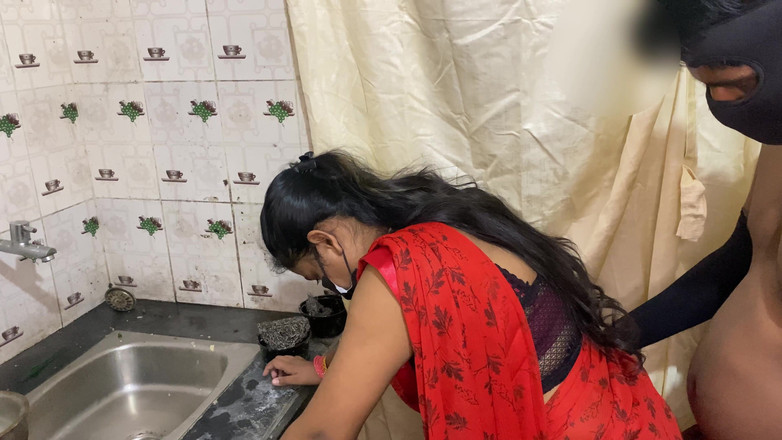 Marathi_fuck00: キッチンハードファック