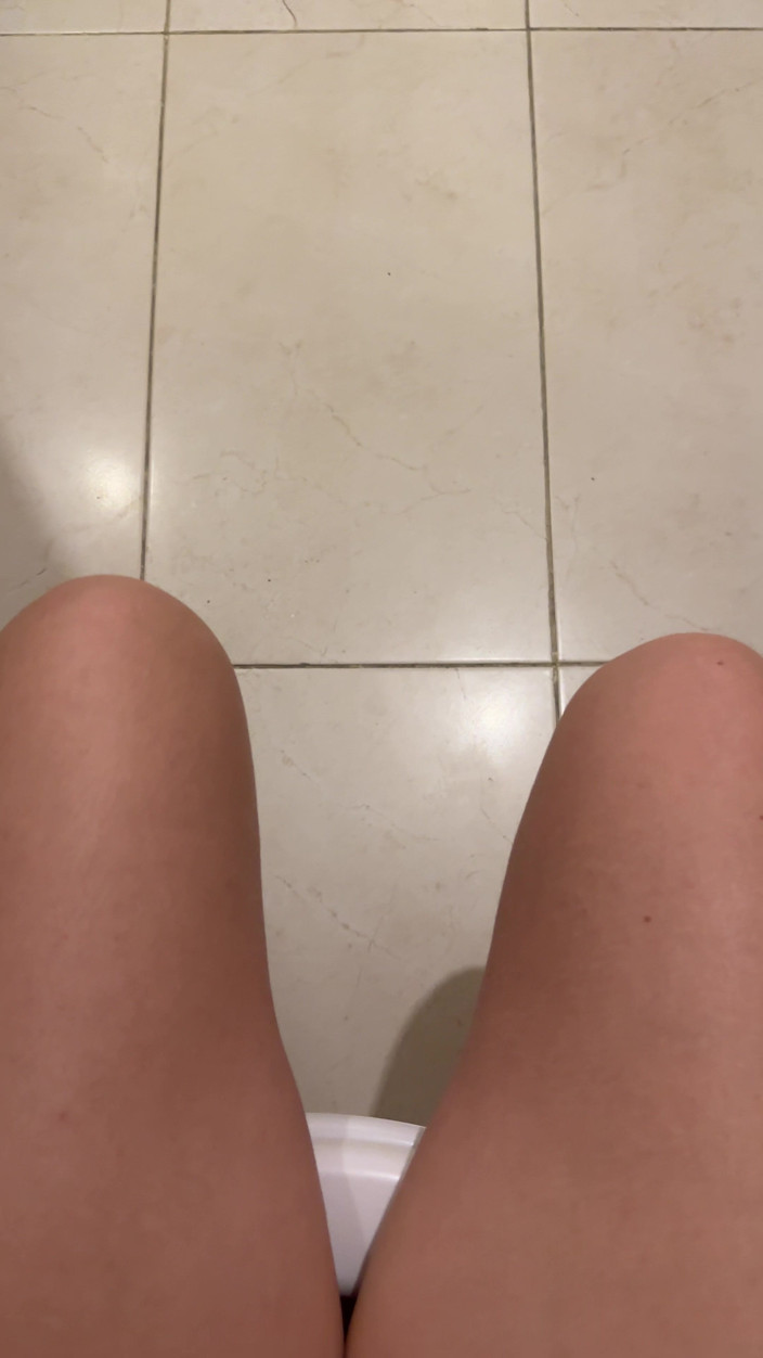 SweetLucy96: Blonde Teen with Shaved Armpits