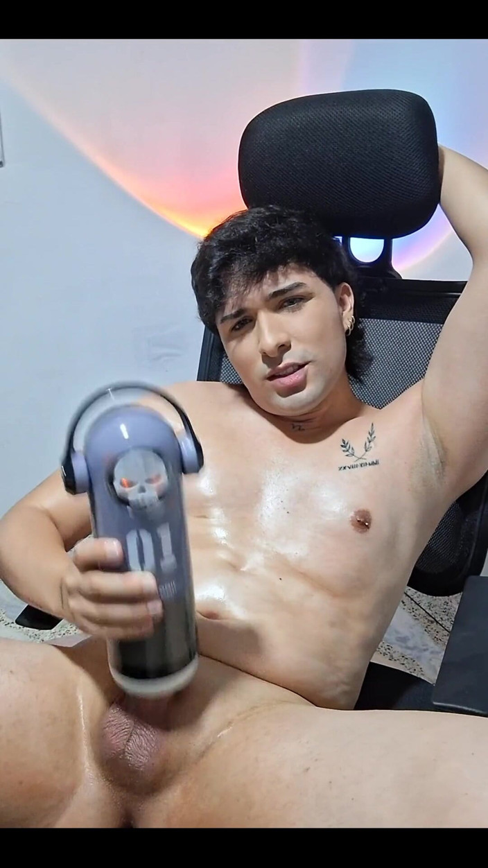 Diego_latinboy: Masturbation