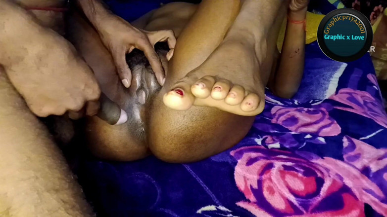 Graphic joy: Malam romantis bulan madu suaminya berkongkek keras pepeknya– dia sangat...