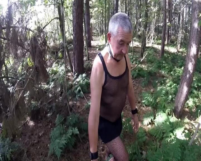 Andy: Fuori con il mio vestito da sissy