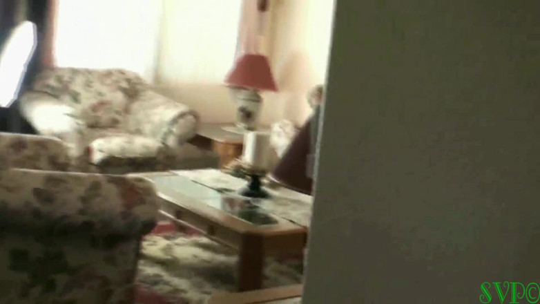 Nasty grannies: सौतेली दादी के साथ स्ट्रिप पोकर अप्रत्याशित इनाम काटता है