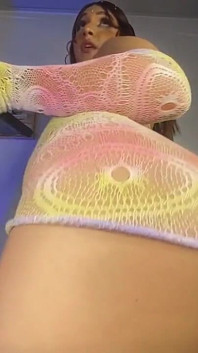 Deep Bubble Ass From Aline for You to Adore