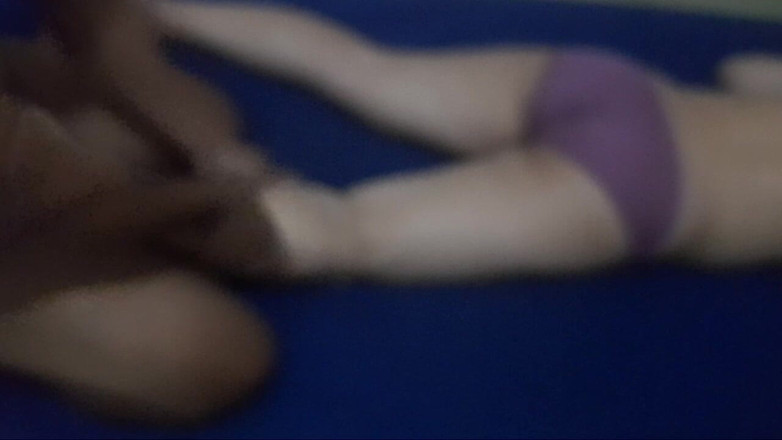 Angelina Pop: Vestido de noiva da meia-irmã Anne é feito com um vestido...