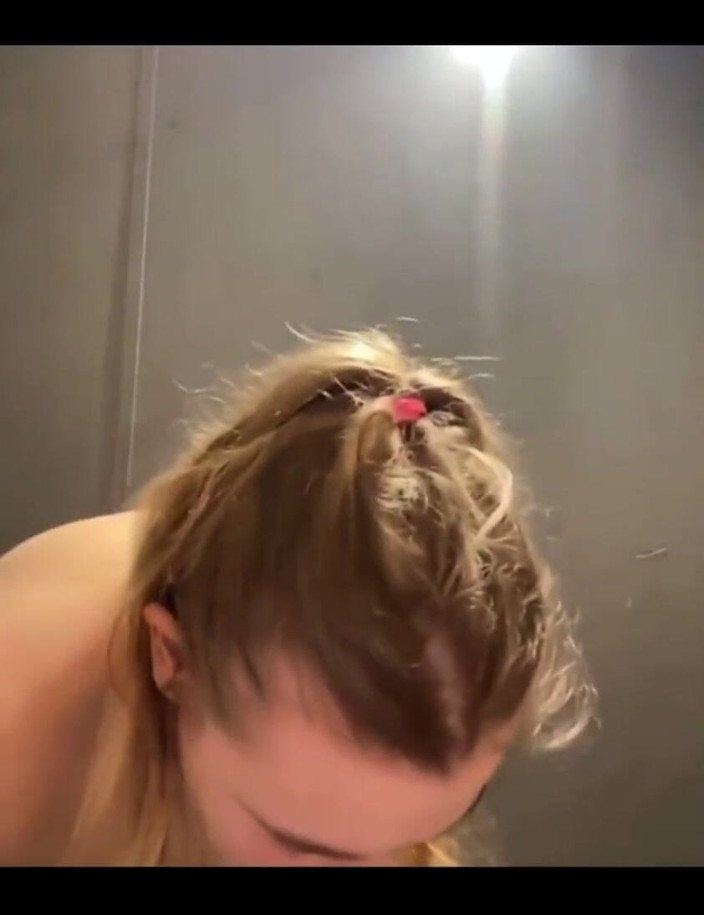 JuiceLussie: पब्लिक पर दोहरा प्रवेश