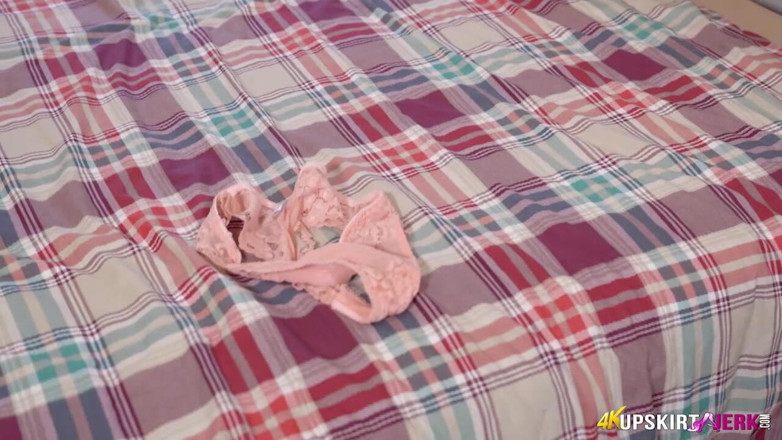 SkirtJerk: Natalia Forrest - Caught You Out
