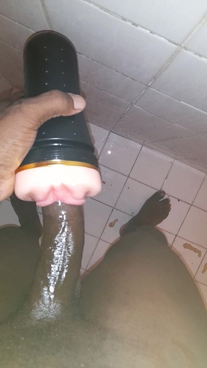 Black guy: シーズン9 エピソード6のオナニー