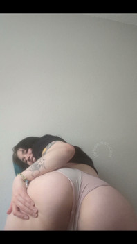 Shaking That Ass