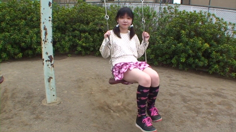 Japan Lust: Mamiko está ansiosa por tener esa polla en su coño