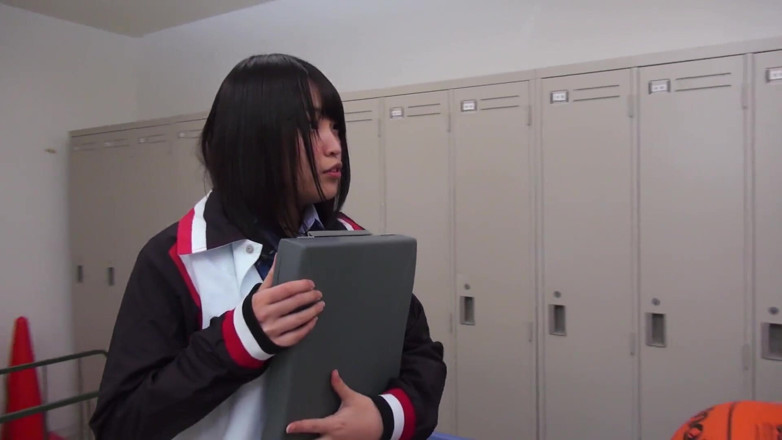 Caribbeancom: Cute asian teen gets pounded in the locker room