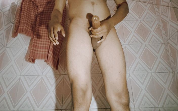 Sudipta: Comment se masturber dans la salle de bain