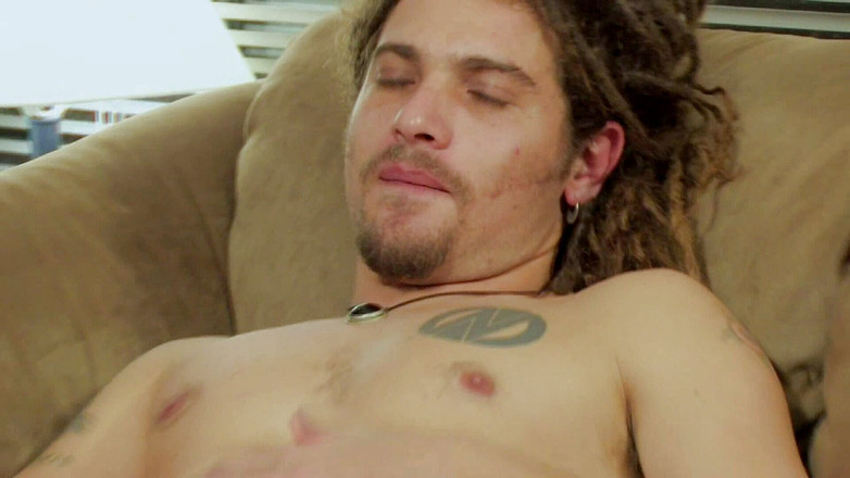 Femdom Austria Boys: Довговолосий хлопець смикається