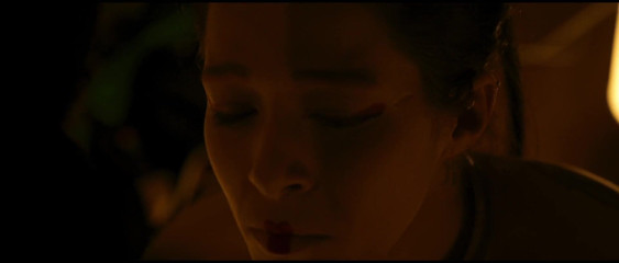 Verso Cinema: Asian chick gets punished