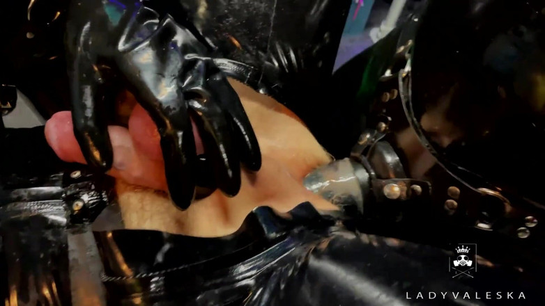Lady Valeska: Giant cock double team