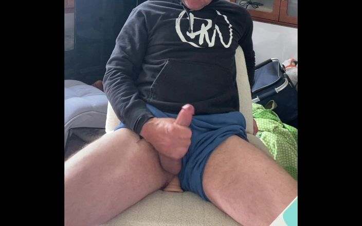 JockDad87: Jockdad снова делает это со своей анальной игрушкой