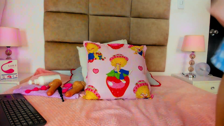 Miajacksonn: Mangia La Mia Vagina Pelosa E I Piedi, Senza Darmi...