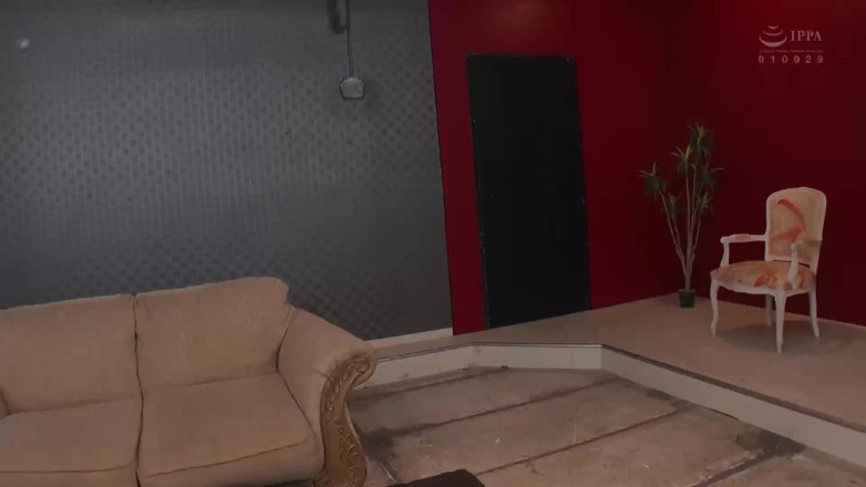 Strix: Het provocerende stoot van het meisjeskledingmodel - ik ben een punchende...