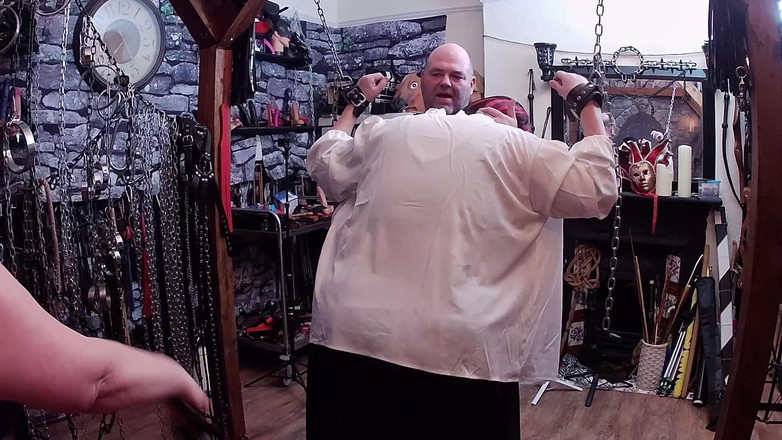 Aaexperinces trans: Del 1: Lanista Bear &amp; Domina Satana Ta Stephanie_nicole TV i fängelsehålan