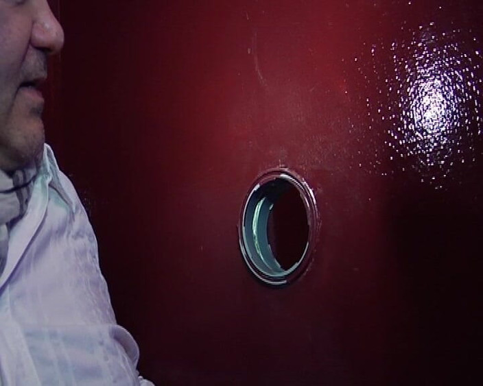 Planete Francaise: Frankreich schätzchen isst sperma im sexshop