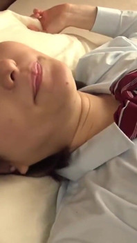 La seducción dulce y oral de una belleza adulta audaz -pt2