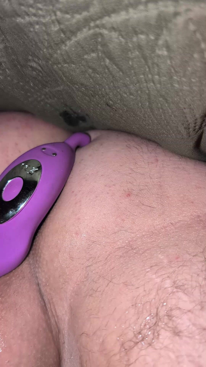 Satinv: Dildo in My Ass