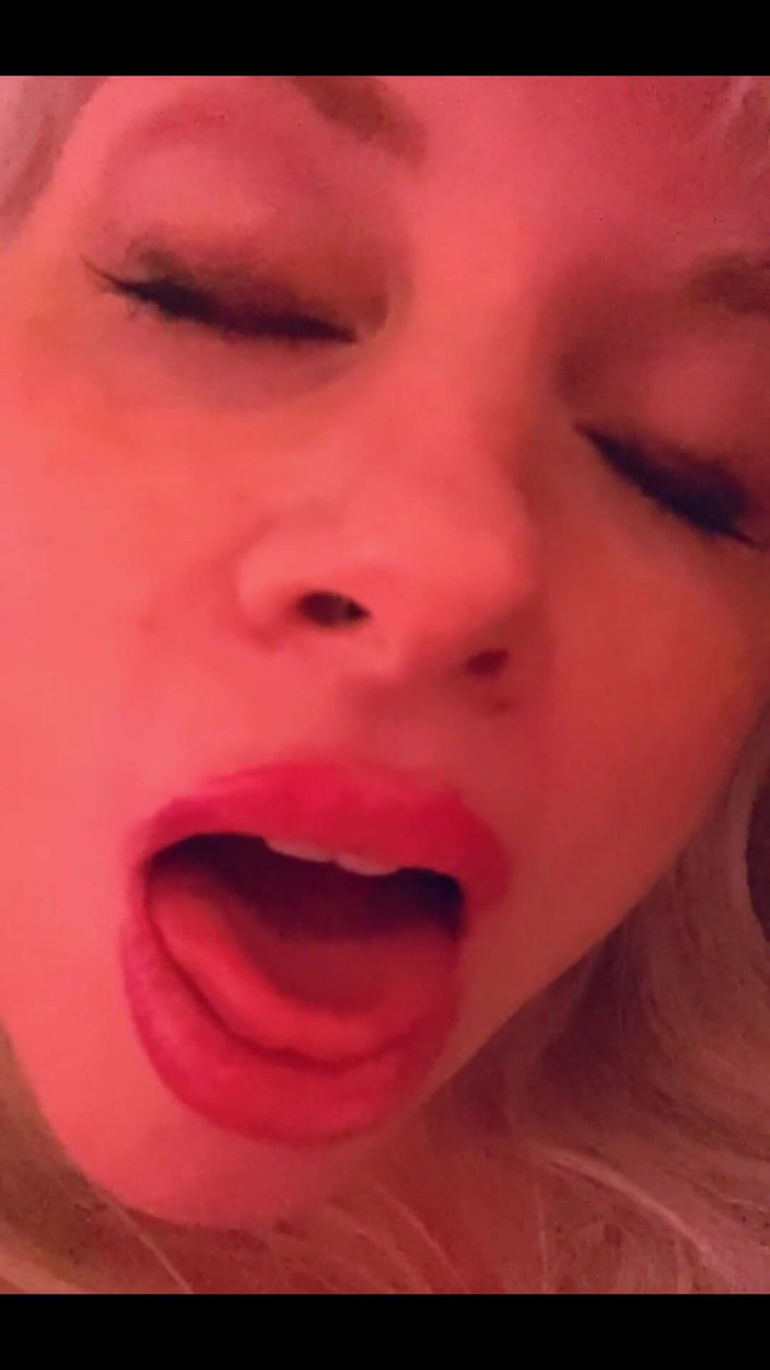 PaintedRose: La caméra appelle ce soir