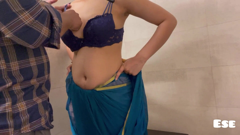Sammy Sins: Il sarto seduce Bhabhi ft. Sammy sins e Alisha in...