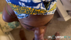 The Flourish XXX: Amatérská ebenová MILFka Khalisi POV s Mrflourish