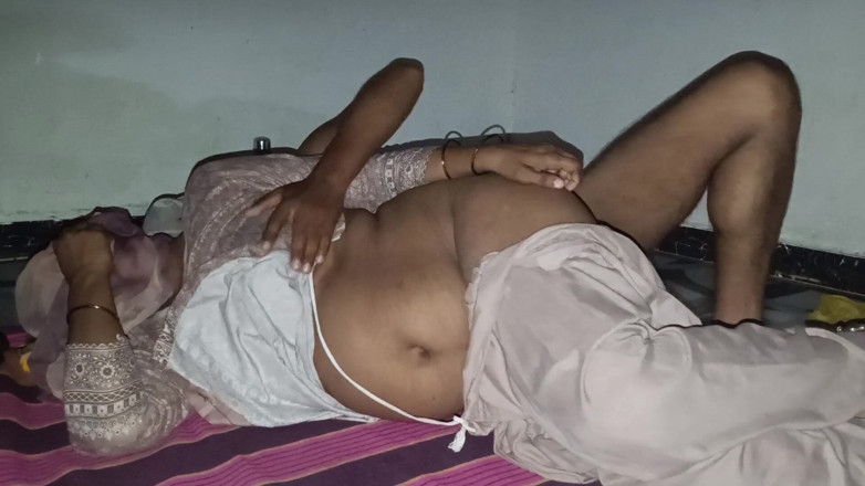Bhabhi UP: Bhabhi Desi Indie
