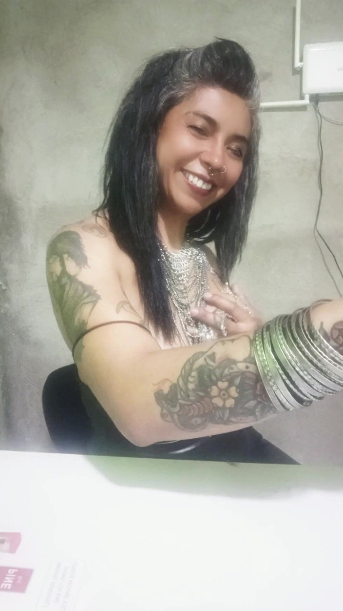 Casia Castro: Lass uns diese Zigarre zusammen genießen